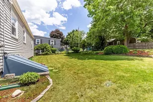 40 Sycamore St, Brockton, MA 02301 - Photo 36
