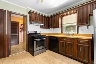 40 Sycamore St, Brockton, MA 02301 - Photo 18