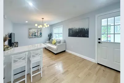 28 Arnold St #1, Quincy, MA 02169 - Photo 2