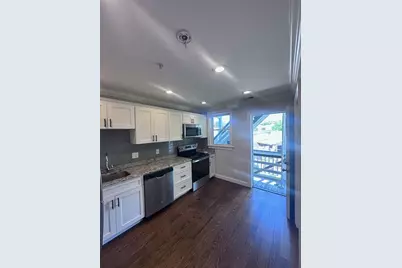 39 W Walnut Park #3, Boston, MA 02119 - Photo 2