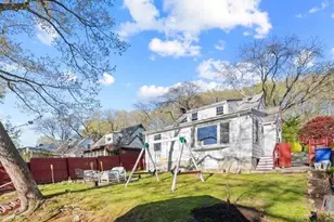 567 Poplar St, Boston, MA 02131 - Photo 20