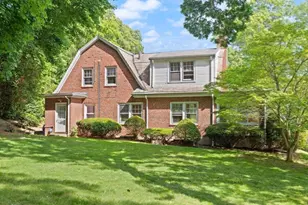 35 Arden Rd, Watertown, MA 02472 - Photo 12