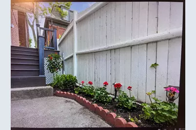 21 Parker St, Boston, MA 02129 - Photo 26