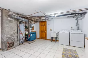 21 Parker St, Boston, MA 02129 - Photo 30