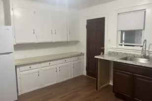 607 Washington St, Braintree, MA 02184 - Photo 2