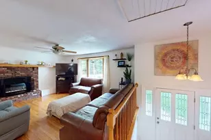 276 Newport Ave, Attleboro, MA 02703 - Photo 6