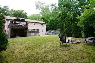 276 Newport Ave, Attleboro, MA 02703 - Photo 32