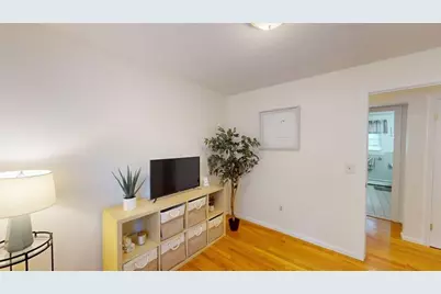 276 Newport Ave, Attleboro, MA 02703 - Photo 14
