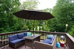 276 Newport Ave, Attleboro, MA 02703 - Photo 28