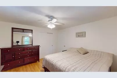 276 Newport Ave, Attleboro, MA 02703 - Photo 20