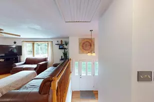276 Newport Ave, Attleboro, MA 02703 - Photo 4