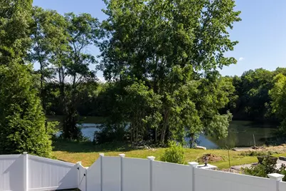 9 Bunker Ln, Lakeville, MA 02347 - Photo 30