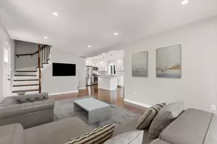 38 Overlook Rd, Waltham, MA 02451 - Photo 2
