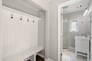 38 Overlook Rd, Waltham, MA 02451 - Photo 10