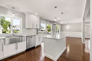 38 Overlook Rd, Waltham, MA 02451 - Photo 8