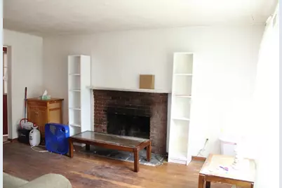 46 Phillip Dr, Bellingham, MA 02019 - Photo 6