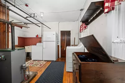 4 Elm Street, Oxford, MA 01540 - Photo 32