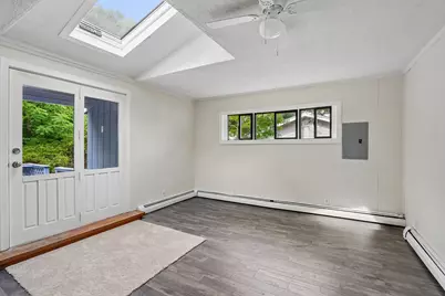 237 Hovenden Ave, Brockton, MA 02302 - Photo 4