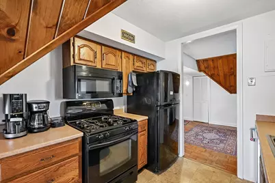325 Mammoth Rd #3, Lowell, MA 01854 - Photo 12