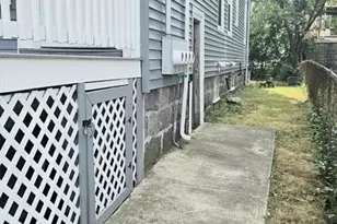 25 Crowell St, Boston, MA 02124 - Photo 16