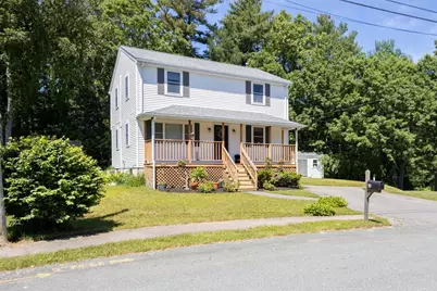 16 Marie Dr, Middleborough, MA 02346 - Photo 2
