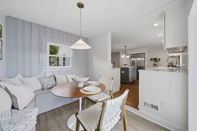 26 Heather St, Beverly, MA 01915 - Photo 8