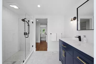 26 Heather St, Beverly, MA 01915 - Photo 14