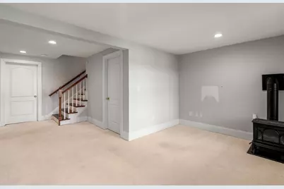 10 Shore Rd, Plymouth, MA 02360 - Photo 18