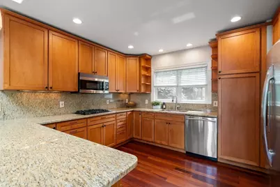 10 Shore Rd, Plymouth, MA 02360 - Photo 12