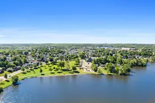 317 Main St, Wakefield, MA 01880 - Photo 12