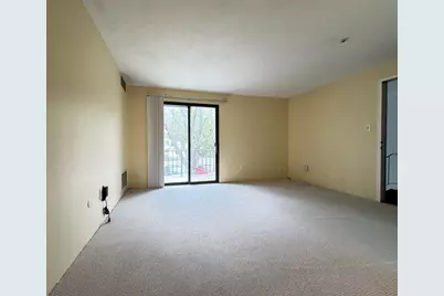 10 Village Hill Ln #7, Natick, MA 01760 - Photo 2