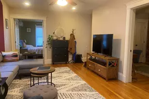 35 Pinckney St, Somerville, MA 02145 - Photo 4