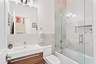 303 Sumner St, Boston, MA 02128 - Photo 22