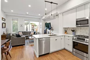 303 Sumner St, Boston, MA 02128 - Photo 8