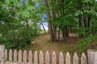 8 Birchwood Rd, Hudson, MA 01749 - Photo 34