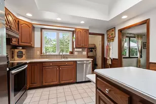 8 Birchwood Rd, Hudson, MA 01749 - Photo 12