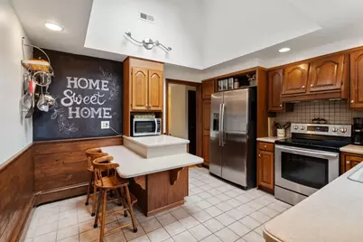8 Birchwood Rd, Hudson, MA 01749 - Photo 10
