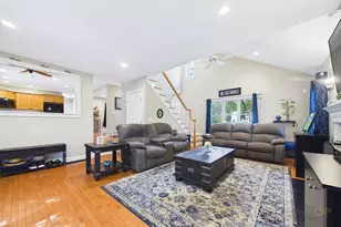 119 Hathaway St, Wareham, MA 02571 - Photo 6