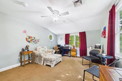119 Hathaway St, Wareham, MA 02571 - Photo 16