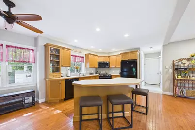 119 Hathaway St, Wareham, MA 02571 - Photo 10