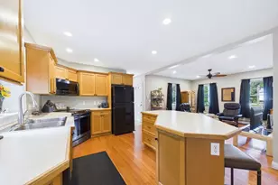 119 Hathaway St, Wareham, MA 02571 - Photo 8