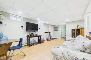 119 Hathaway St, Wareham, MA 02571 - Photo 26