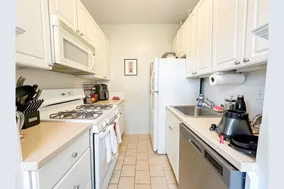 856 Massachusetts Ave #8, Cambridge, MA 02139 - Photo 4