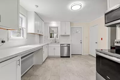 5 Morrill Place, Lynn, MA 01902 - Photo 2