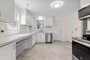 5 Morrill Pl, Lynn, MA 01902 - Photo 2