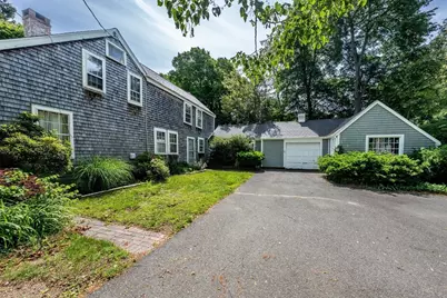 228 Phinneys Ln, Barnstable, MA 02632 - Photo 2