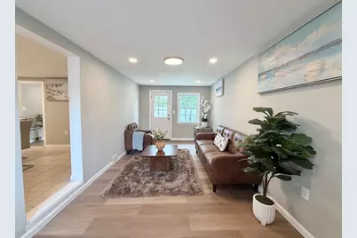 87 Vezina Ave, Leominster, MA 01453 - Photo 6