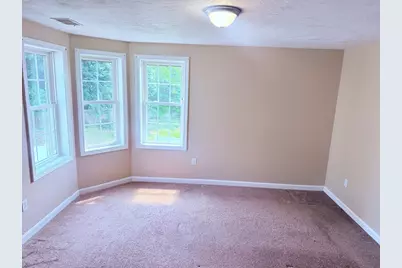 74 Sophia Dr, Worcester, MA 01607 - Photo 6