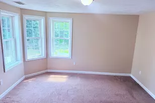 74 Sophia Dr, Worcester, MA 01607 - Photo 6