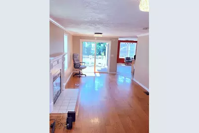 74 Sophia Dr, Worcester, MA 01607 - Photo 4
